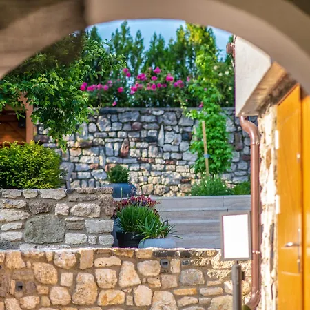 Mandilla 4* Koveskal