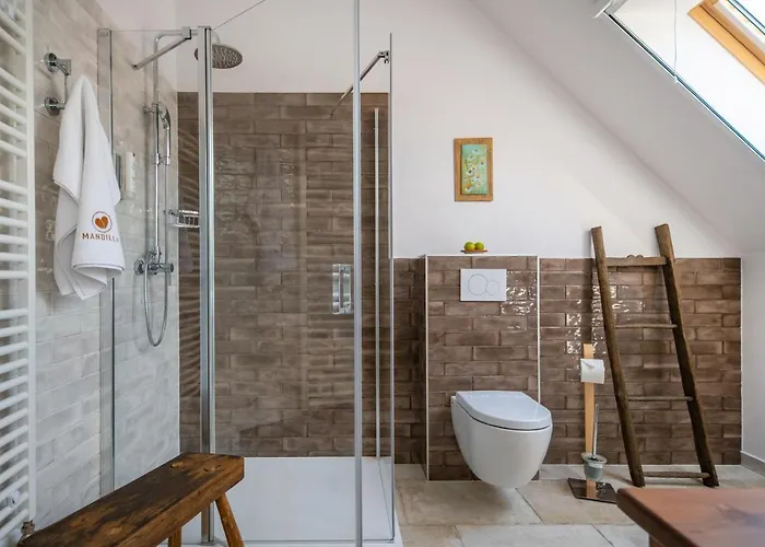 Πανσιόν Mandilla Köveskál