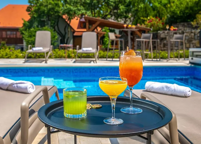 Mandilla 4* Köveskál